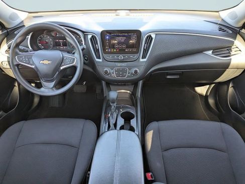 Used 2023 Chevrolet Malibu LT image 14