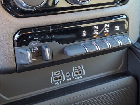 New 2026 RAM 1500 Big Horn AWD/4WD image 26
