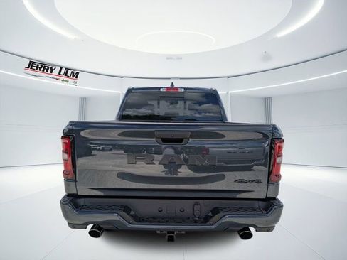 New 2026 RAM 1500 Express AWD/4WD image 4