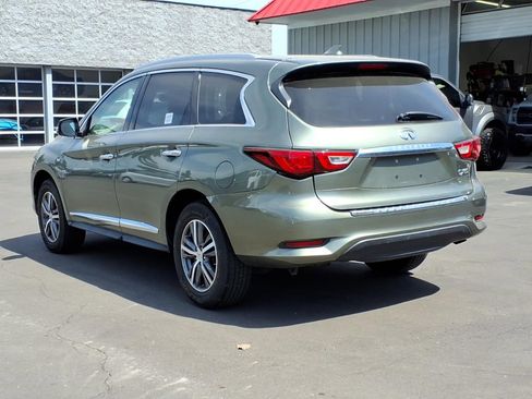 Used 2017 INFINITI QX60 Luxe w/ Premium Package AWD/4WD image 3