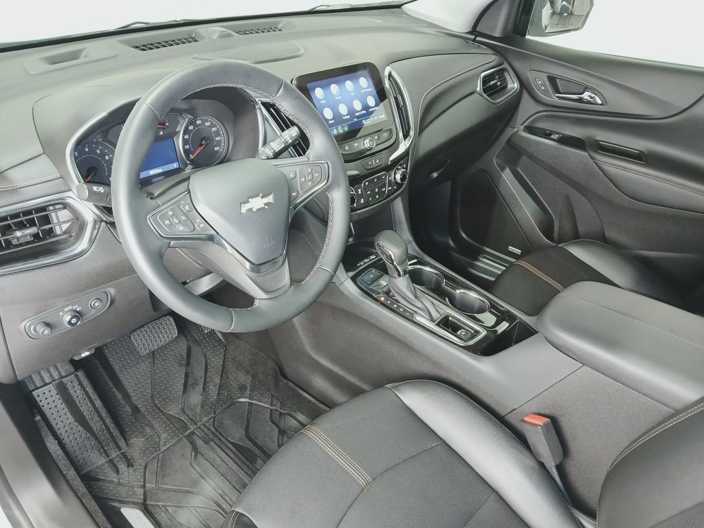 Used 2024 Chevrolet Equinox Premier AWD/4WD image 16