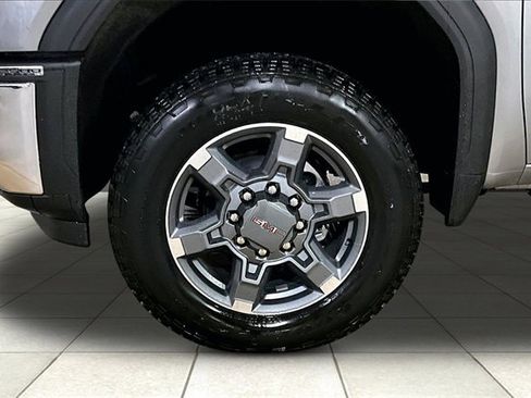 New 2026 GMC Sierra 2500 SLE w/ SLE Value Package; image 7