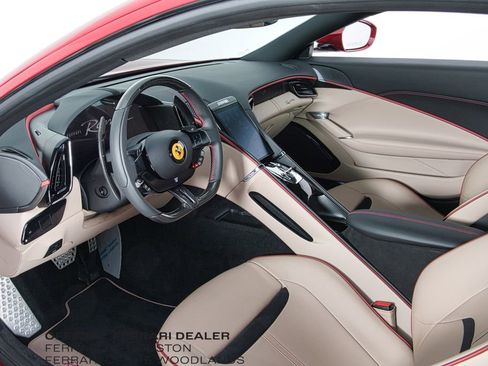 Used 2023 Ferrari Roma image 4