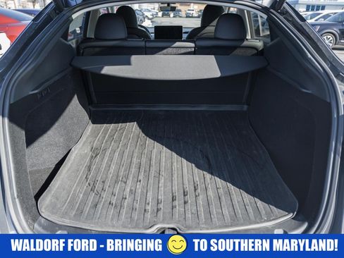 Used 2023 Tesla Model Y Performance image 11