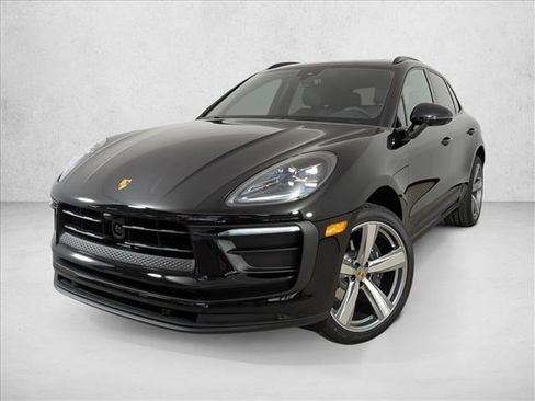 New 2026 Porsche Macan image 1