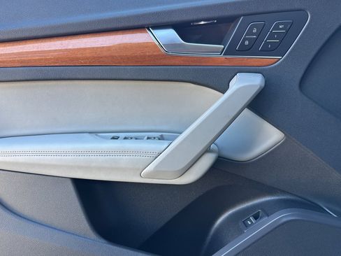 Used 2021 Audi Q5 2.0T Premium Plus image 10