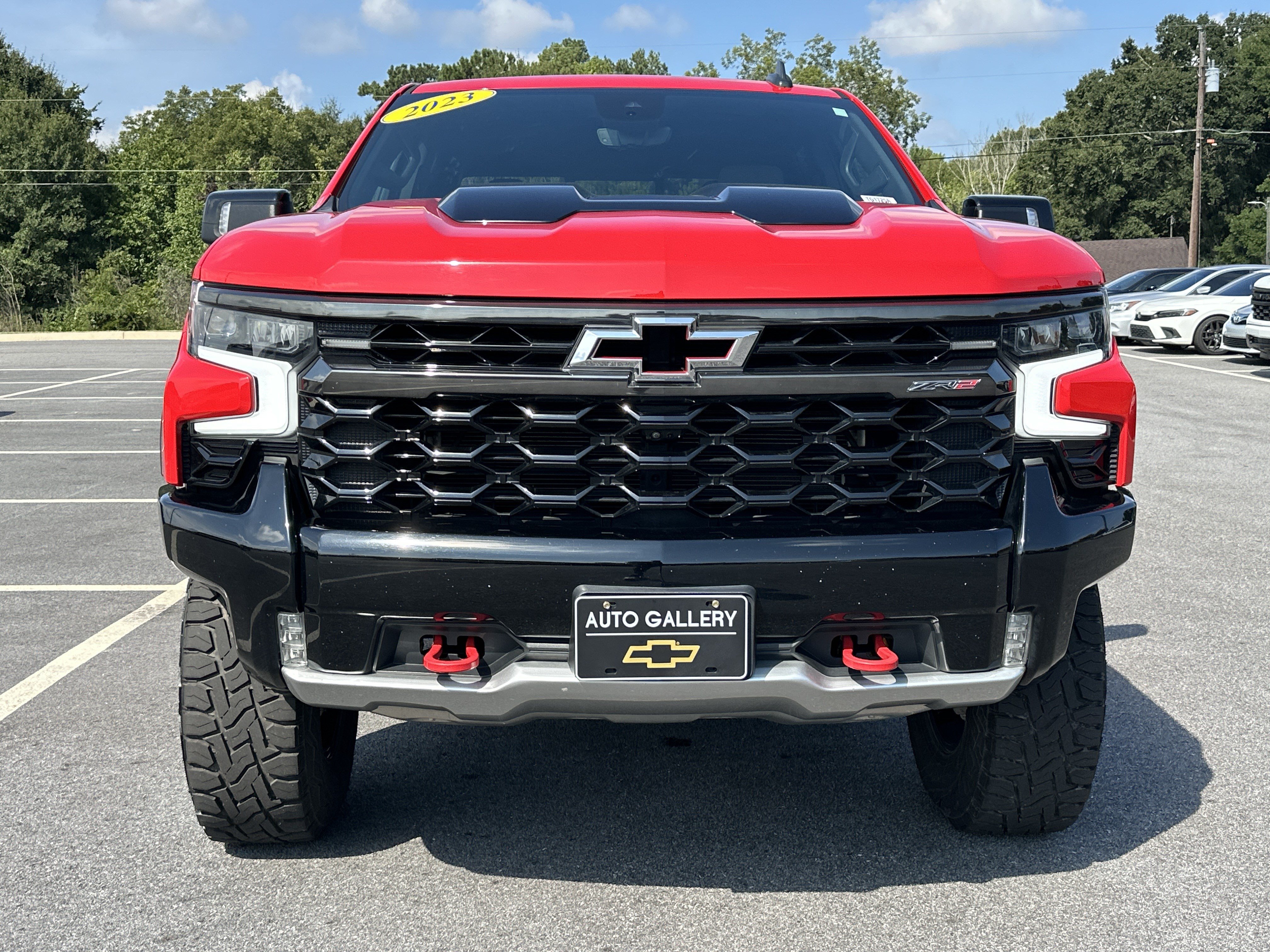 Used 2023 Chevrolet Silverado 1500 ZR2 w/ Technology Package AWD/4WD image 2