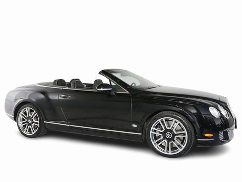 Used 2011 Bentley Continental GTC image 16