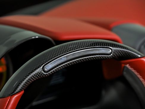 Used 2022 Ferrari F8 Tributo image 29