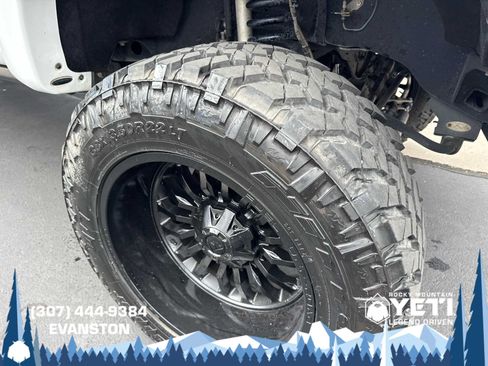 Used 2018 Ford F350 Lariat w/ Lariat Ultimate Package AWD/4WD image 9