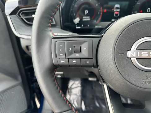 New 2025 Nissan Kicks SR w/ SR Premium Package image 17