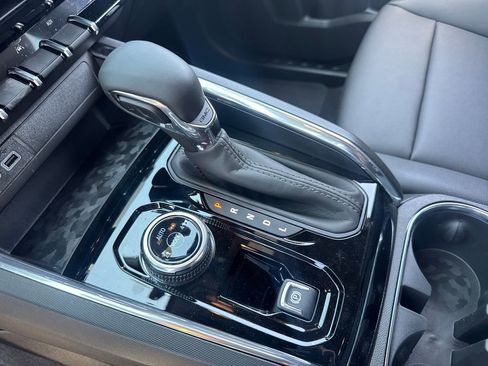 New 2026 GMC Canyon Elevation w/ Convenience Package AWD/4WD image 14