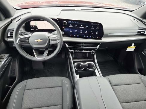 New 2026 Chevrolet Traverse LT w/ LPO, Floor Liner Package AWD/4WD image 6