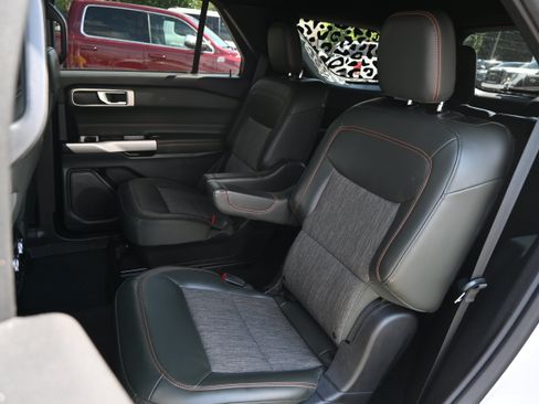 Used 2022 Ford Explorer Timberline AWD/4WD image 31