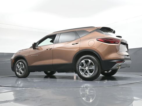 Used 2023 Chevrolet Blazer LT w/ Sound & Technology Package image 27