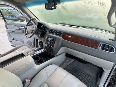 Used 2009 GMC Yukon SLT w/ Suspension Package, Autoride image 33