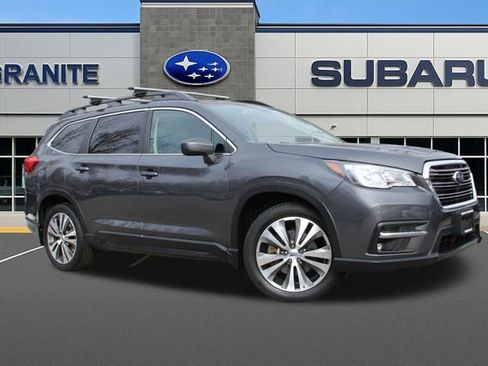 Used 2019 Subaru Ascent Premium image 2