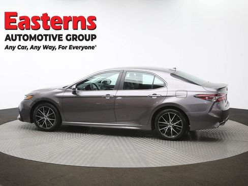 Used 2024 Toyota Camry SE image 61