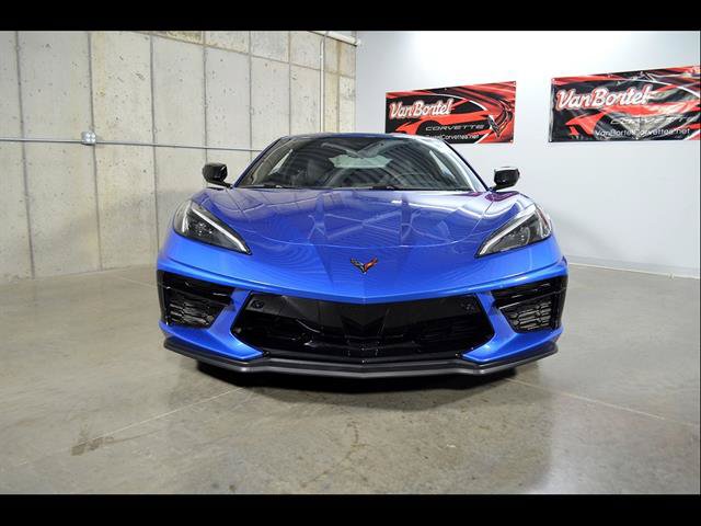 Used 2023 Chevrolet Corvette Stingray Preferred Cpe w/ Body-Color Dual Roof Package RWD image 3