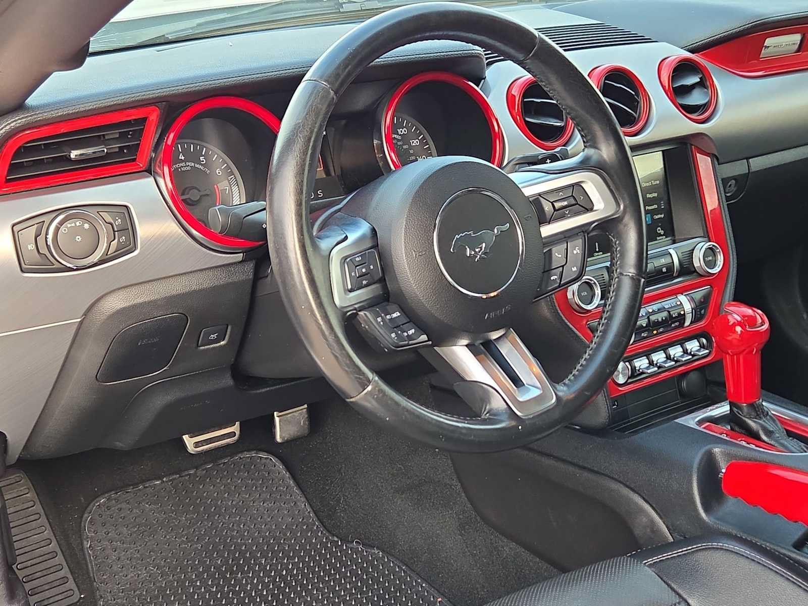 Used 2019 Ford Mustang Premium RWD image 10