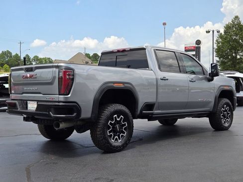 Used 2024 GMC Sierra 2500 AT4X AWD/4WD image 5