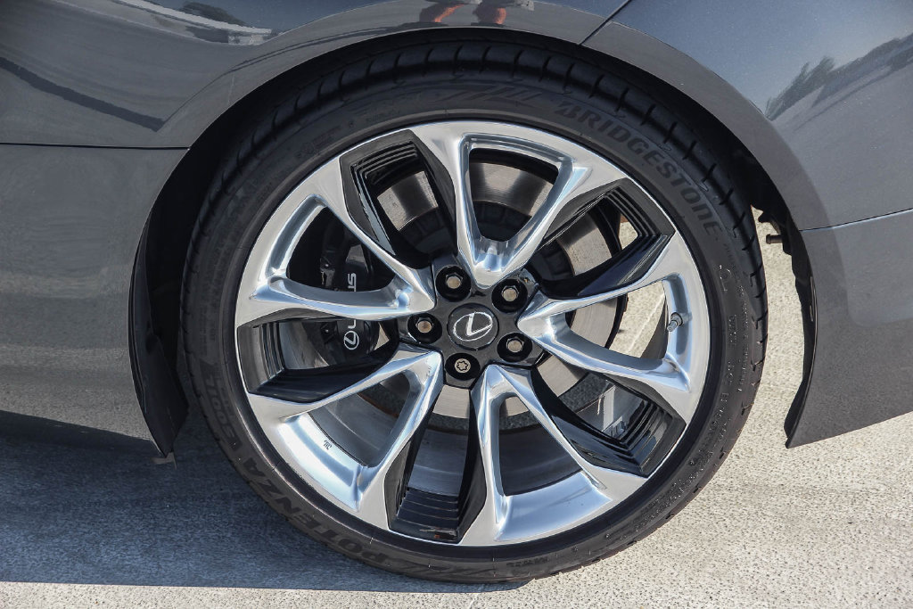 Used 2018 Lexus LC 500 Coupe RWD image 11