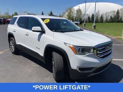 Used 2017 GMC Acadia SLE FWD image 2