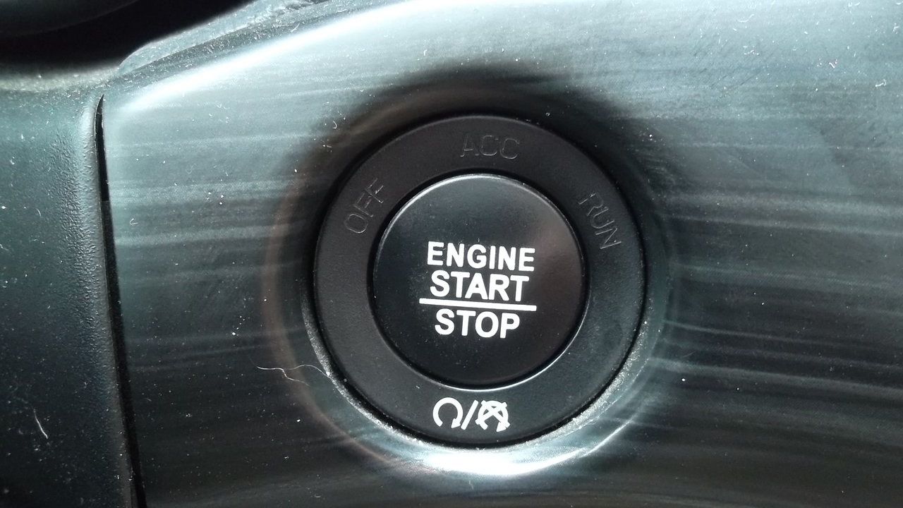 Used 2019 Jeep Grand Cherokee Limited RWD image 11