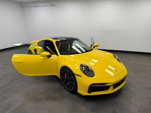 Used 2022 Porsche 911 Turbo S AWD/4WD image 31