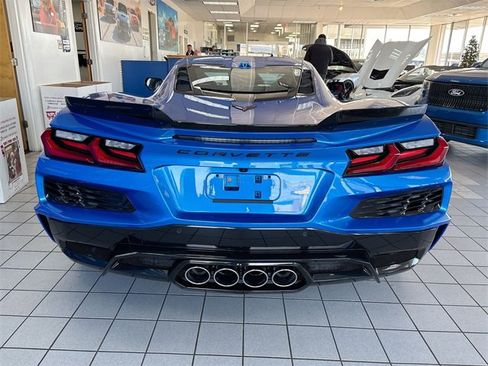 Used 2024 Chevrolet Corvette Z06 image 6