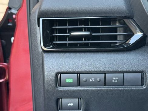 Used 2023 Nissan Sentra SV w/ All-Weather Package image 21