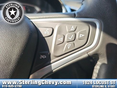 Used 2022 Chevrolet Equinox LT image 17