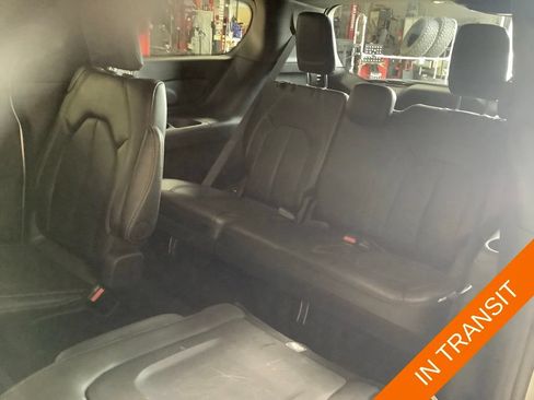 Certified 2026 Chrysler Pacifica Select FWD image 19