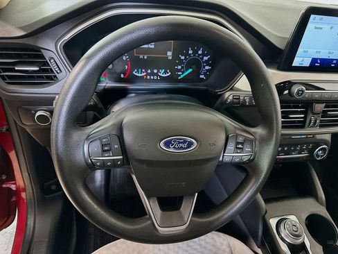 Used 2020 Ford Escape SE FWD image 13