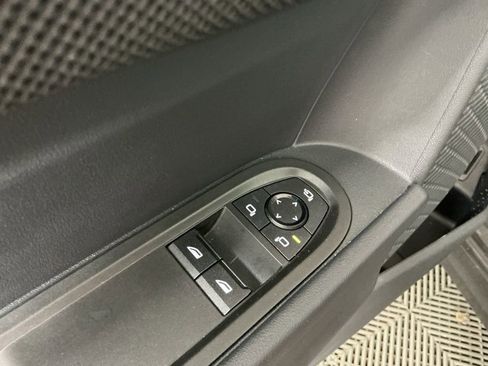 Certified 2025 MINI Cooper S image 17