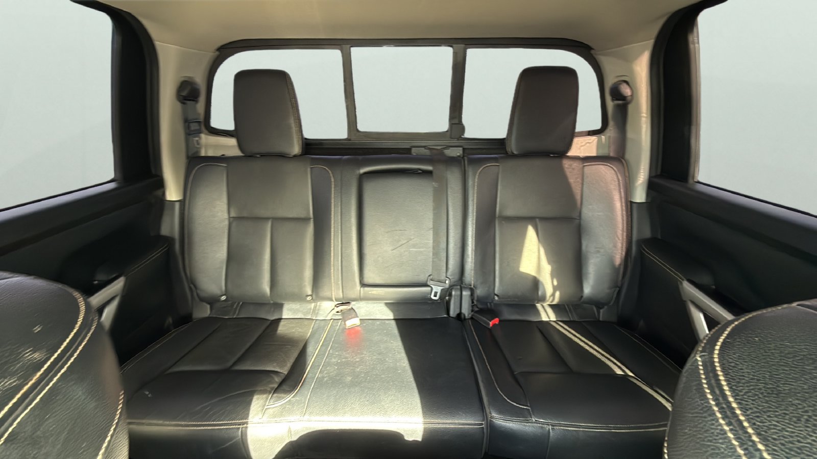 Used 2018 Nissan Titan PRO-4X w/ Pro-4x Convenience Package AWD/4WD image 26