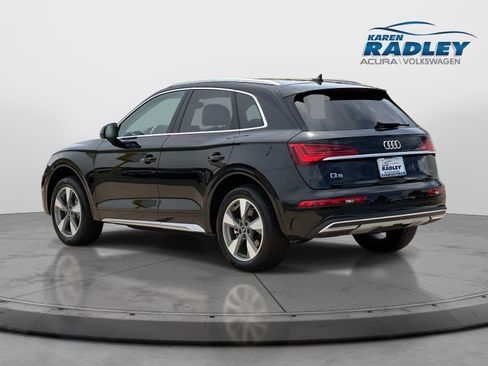 Used 2023 Audi Q5 2.0T Premium Plus w/ Premium Plus Package AWD/4WD image 4