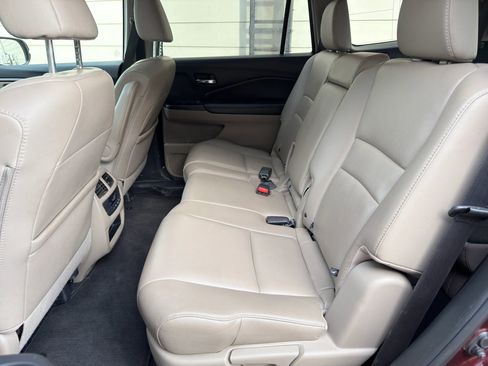 Used 2017 Honda Pilot EX-L image 17