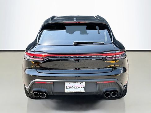 Certified 2025 Porsche Macan S AWD/4WD image 10