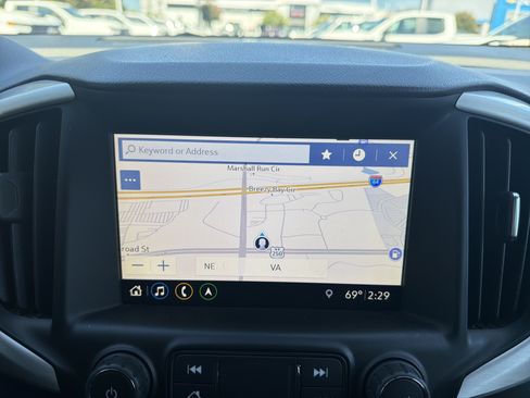 Used 2019 GMC Terrain SLE w/ Driver Convenience Package AWD/4WD image 24