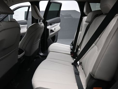 Used 2026 INFINITI QX60 Pure w/ Cargo Package AWD/4WD image 10