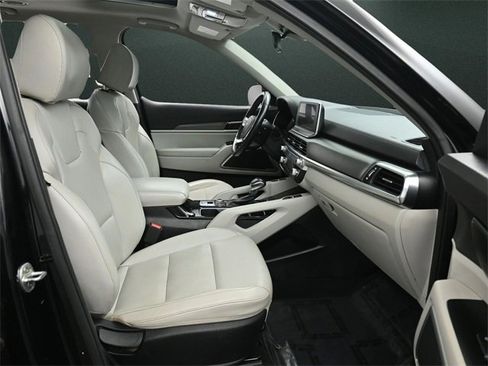 Used 2022 Kia Telluride S image 23