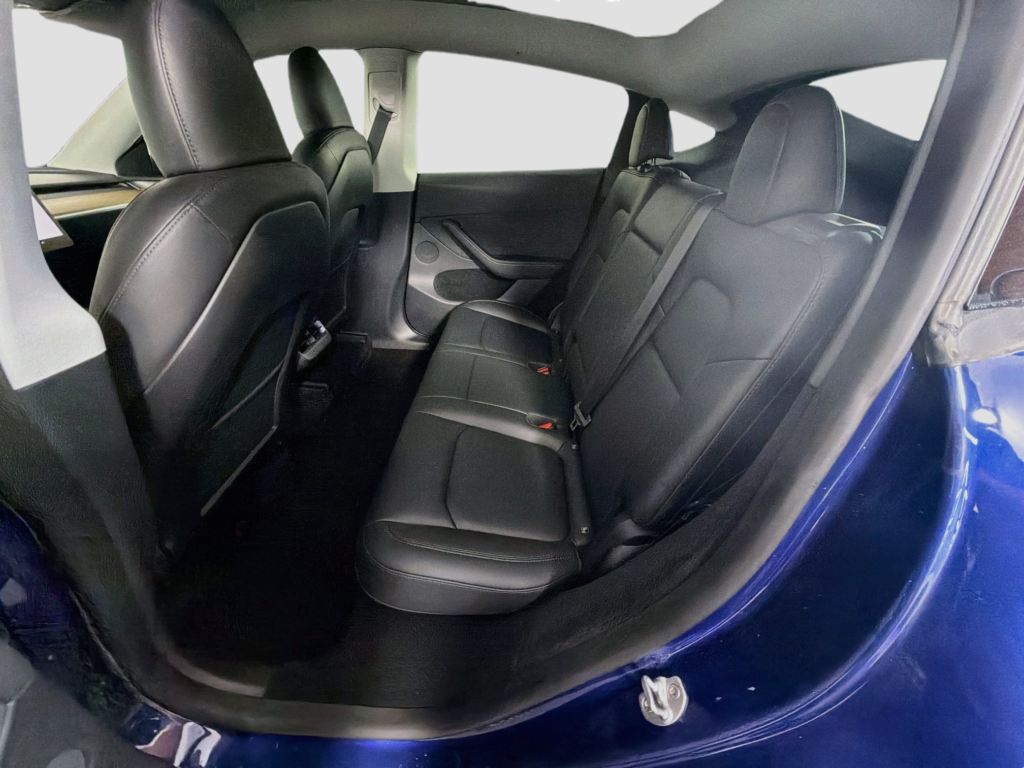 Used 2023 Tesla Model Y Long Range AWD/4WD image 28