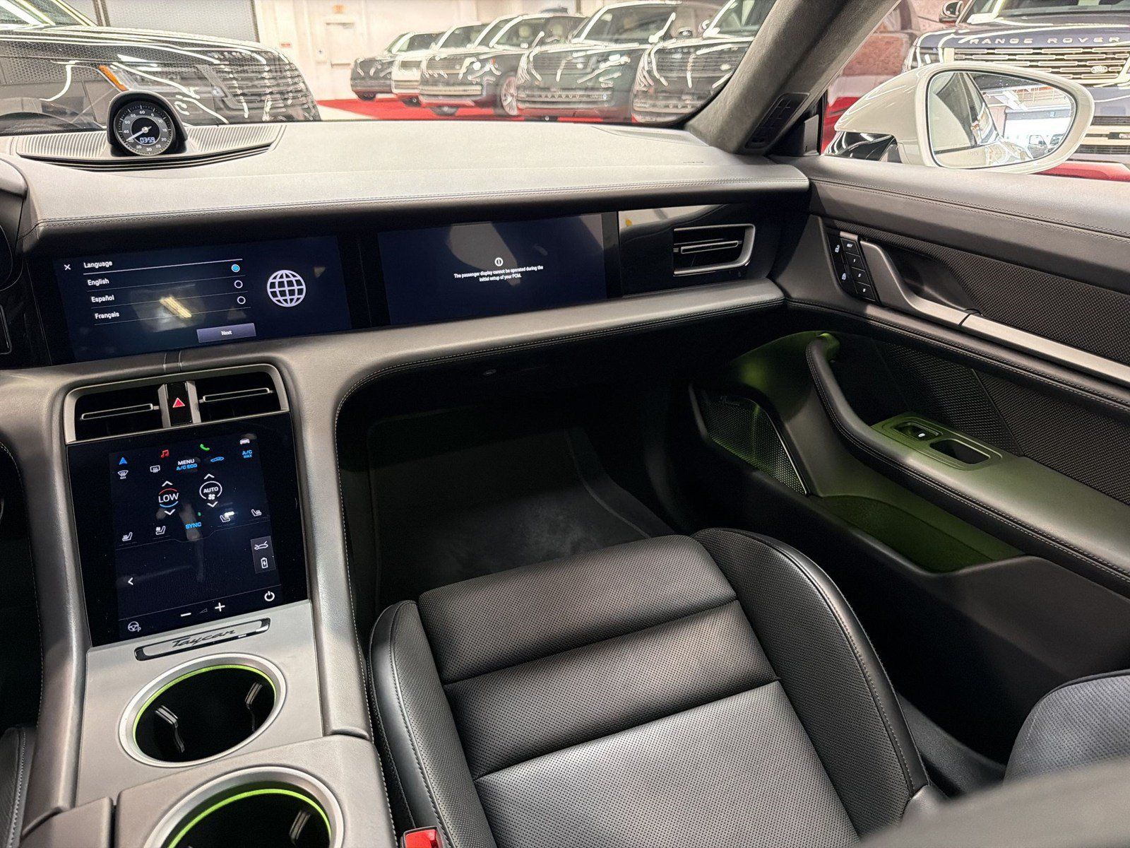 Used 2022 Porsche Taycan Turbo S AWD/4WD image 29