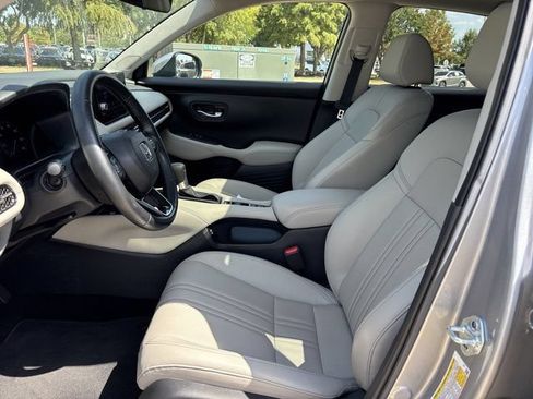 Used 2025 Honda HR-V EX-L image 13