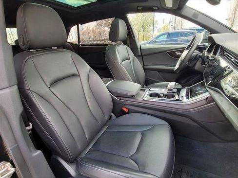 Used 2023 Audi Q8 Prestige w/ Prestige Package AWD/4WD image 24