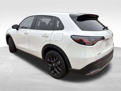 Used 2024 Honda HR-V Sport image 7