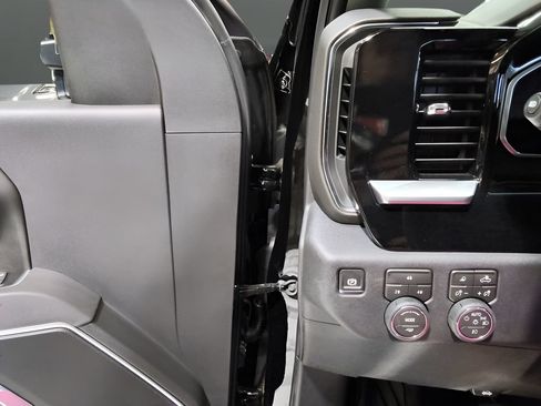 Used 2026 Chevrolet Silverado 2500 LT w/ All Star Edition AWD/4WD image 17