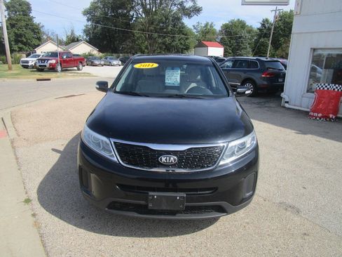 Used 2014 Kia Sorento LX image 8