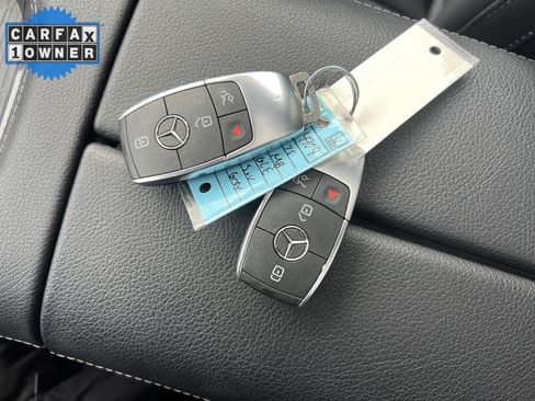 Certified 2025 Mercedes-Benz GLE 450e 450e 4MATIC w/ Driver Assistance Package image 38